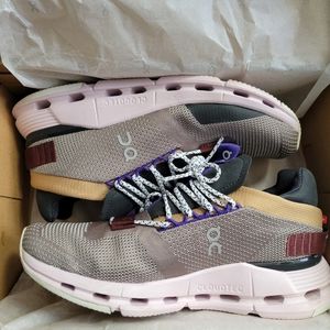 On Cloudnova Sneakers, 7.5, Lilac